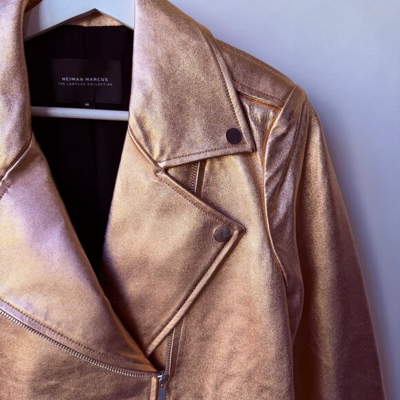 Neiman Marcus Rose Gold Metallic Leather Moto Jacket – Size M - Picture 5 of 11